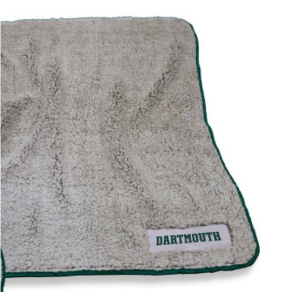 COPY - Dartmouth Sherpa Blanket - Picture 2 of 6